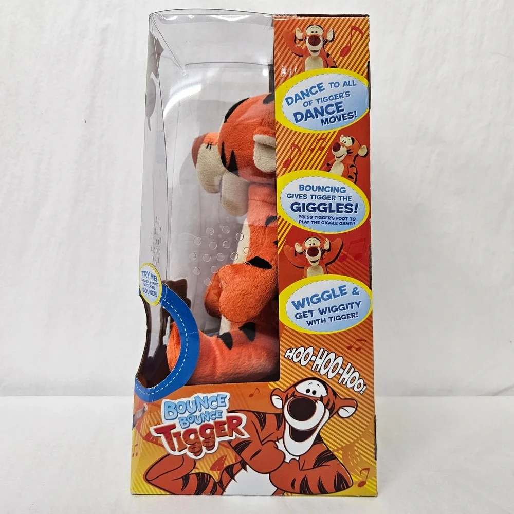 Winnie the Pooh Bounce Bounce Tigger Animated Dancing Plush Toy 2012 Damaged Box